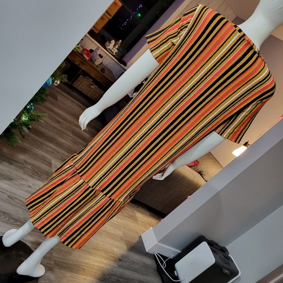 Zara| Dress Striped Crepe Asymmetric Hem Short Sleeves - Picture 7 of 9